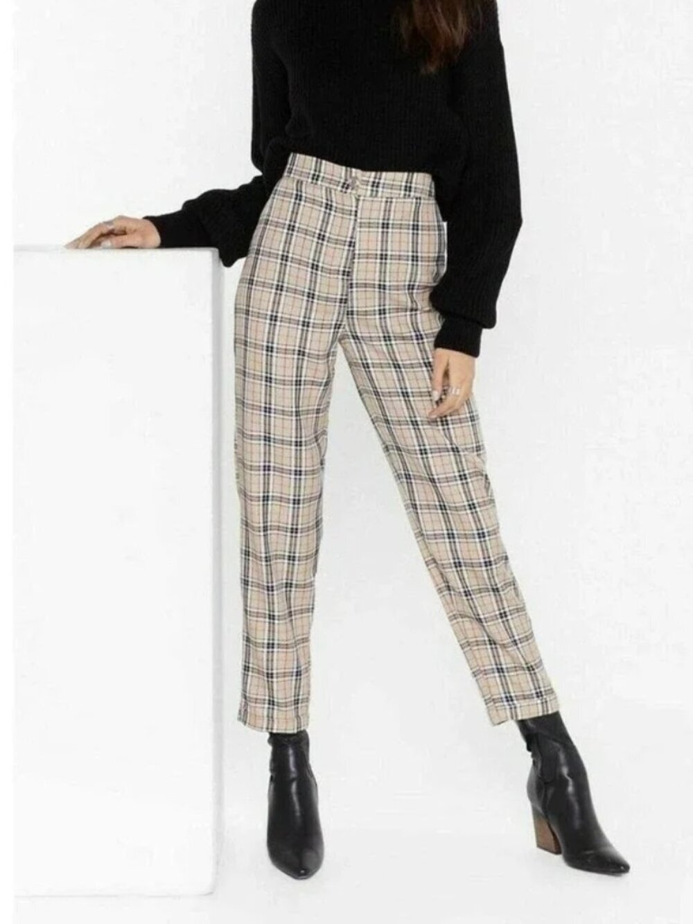 Nasty Gal Let's Take A Raincheck Tapered Pants 6 NWOT